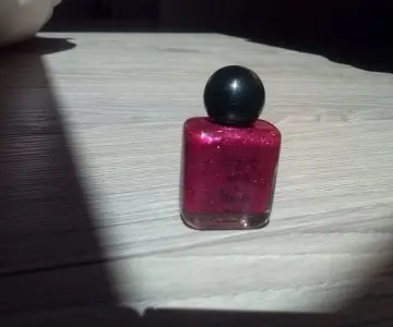 Vernis rose foncé pailleté, Cosmépro