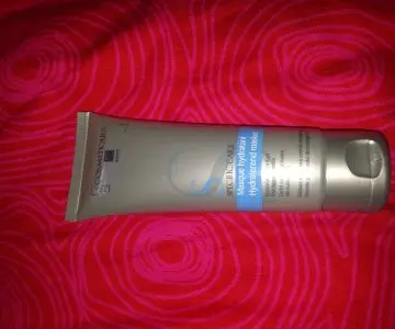 masque hydratant, Les Cosmétiques