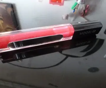 Shine ultra lip gloss, ModelCo