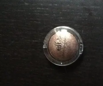 Fard à paupières, Elf