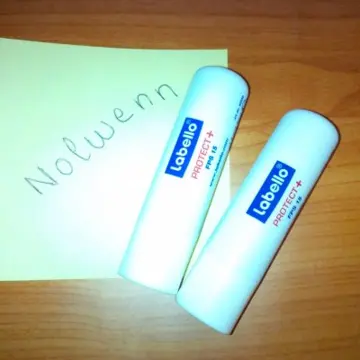 Labello protection SPF15, Labell