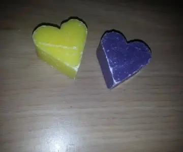 Savon coeur, Inconnue