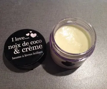 Baume a lèvres brillant noix de coco et crème, Douglas