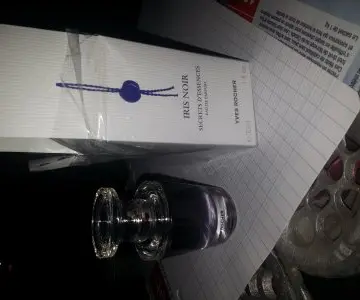 Iris noir secret d'essences, Yves Rocher