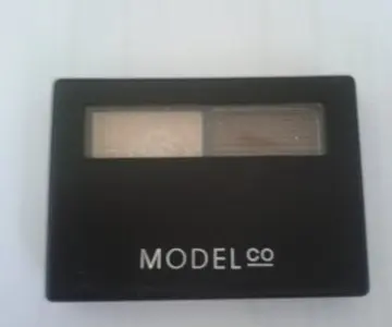 Fard à paupières, ModelCo