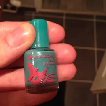 Vernis a ongles, Yves Rocher