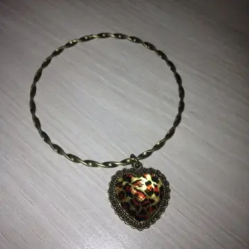 bracelet léopard, Inconnue