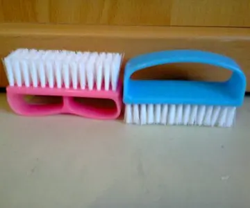 Lot de 2 brosses à ongle, Inconnue