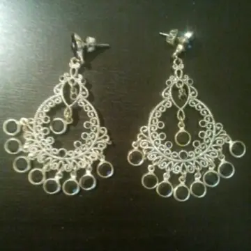 Boucles d'oreilles chandeliers, Inconnue