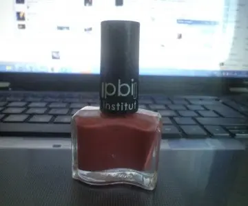 Vernis pbi institut, PBI - Probeautic Institut