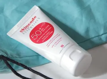 Fluide solaire de Skin Code, Skincode