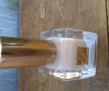 vernis blanc, Estée Lauder