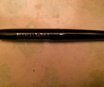 Mascara, Inconnue