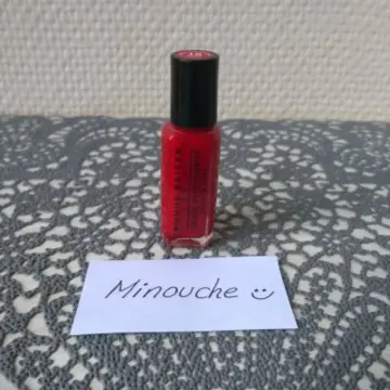 Laque évidemment, Rouge baiser
