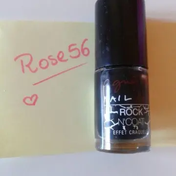 Vernis effet craquelé, Agnès b.
