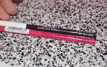 Crayon Blanc ou Rose au choix, Rimmel