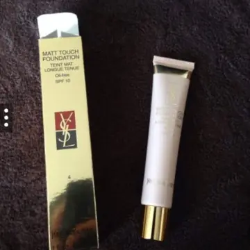 Fond de teint, Yves Saint Laurent