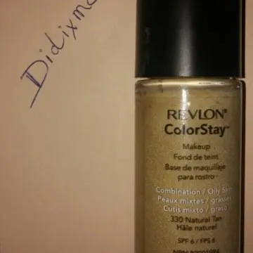 Font de teint peaux mixtes/grasses, Revlon