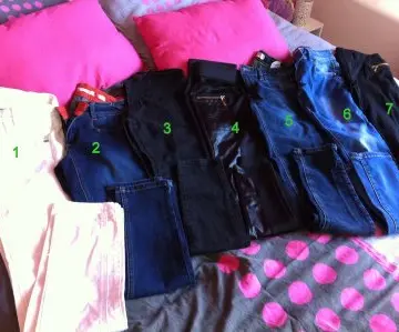 Jean et Jegging, Inconnue