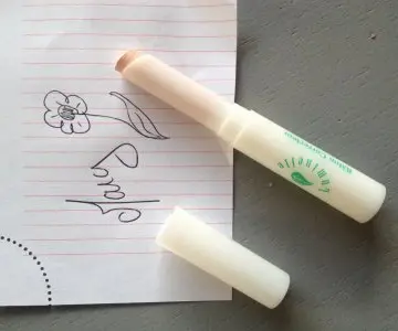 stick correcteur, Yves Rocher