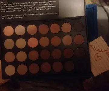 Fard à paupières, PB Cosmetics