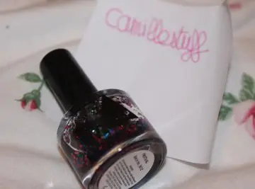 Vernis Urban Outfitters, Urban Outfitters