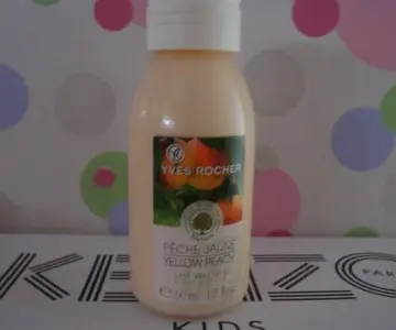 Lait velouté à la pêche, Yves Rocher