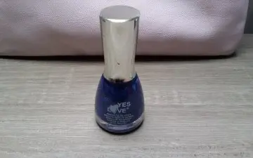 vernis, Yes Love