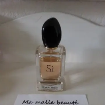 Si, Armani