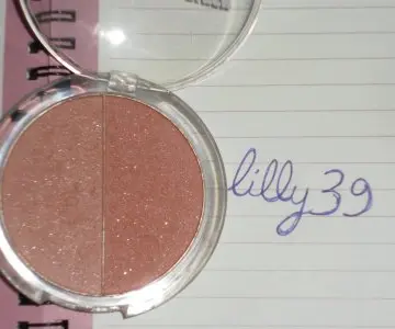blush 2 teinte, Modélite