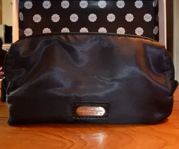Trousse noire, Salvatore Ferragamo