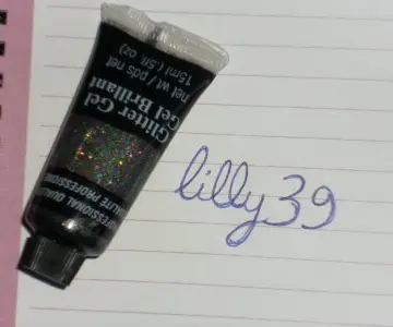 gel pailleté corps, Inconnue
