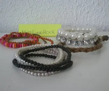 Bracelets, Inconnue
