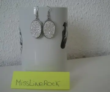 Boucles d'oreilles, Boa Moa