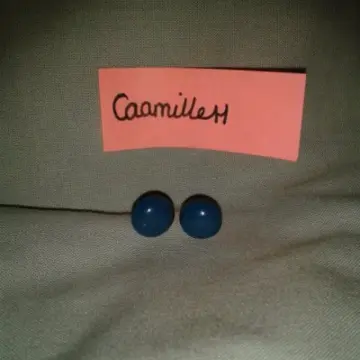 Boucles d'oreilles, Mim