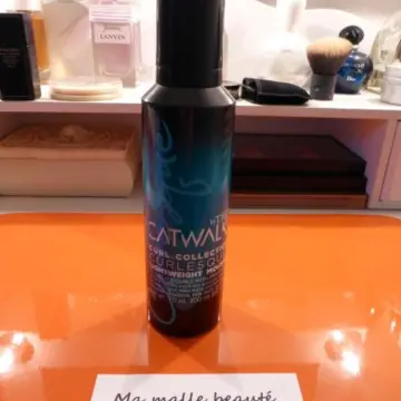 Strong mousse, Tigi
