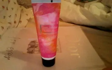 sheer paradise lotion, Sapphire Perri