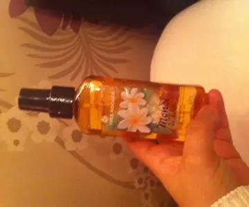 Monoi de Tahiti, Yves Rocher