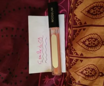 gloss, ModelCo