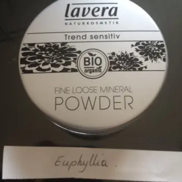 Poudre minérale, Lavera