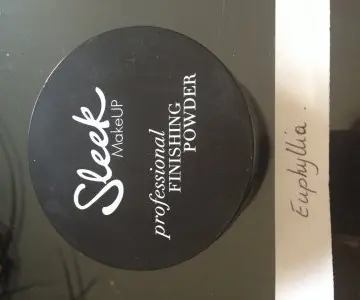 Professional finishing powder, Sleek MakeUP