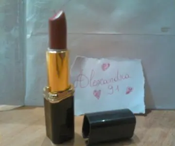 712 pourpre millla, L'Oréal