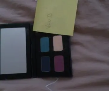 palette ombres a paupieres, Agnès b.