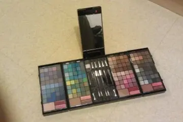 Palette Nocibé, Nocibé