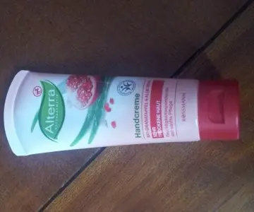Crème pour les mains BIO à la grenade, Alterra