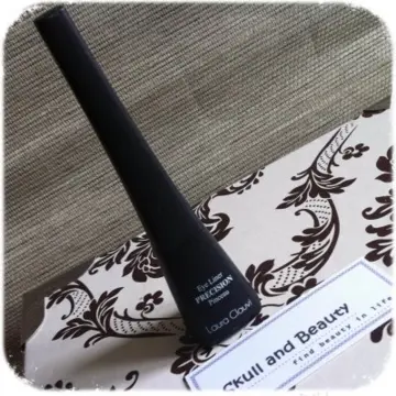 Eye Liner Précision, Laura Clauvi