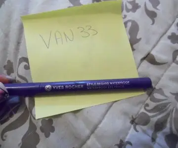 stylo regard waterproof, Yves Rocher