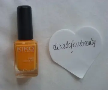 Vernis orange clair, KIKO