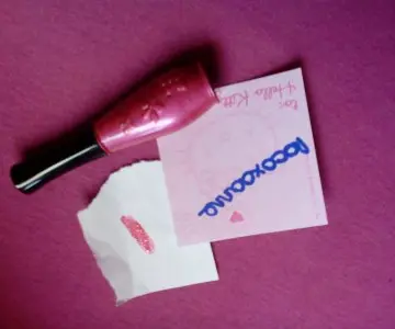 gloss, Inconnue