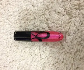 Gloss benefit, Benefit